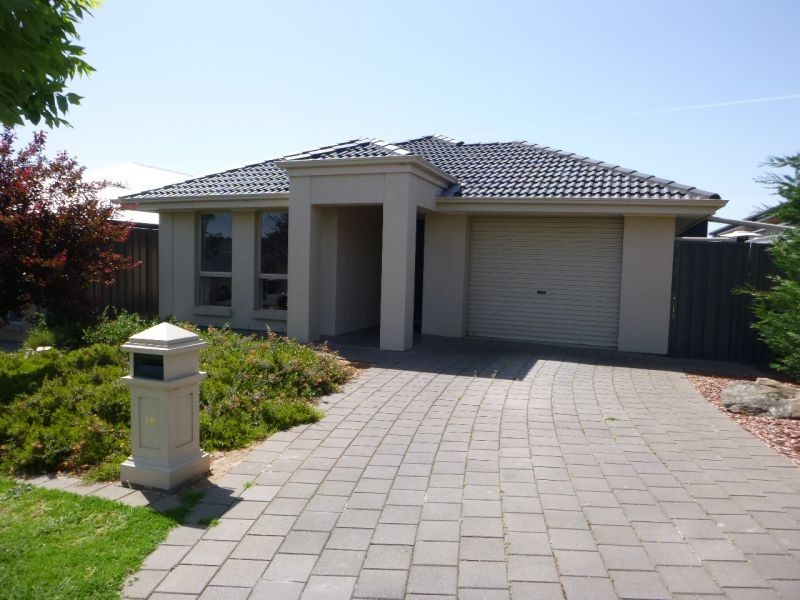 16 Carlson Street, Mount Barker SA 5251