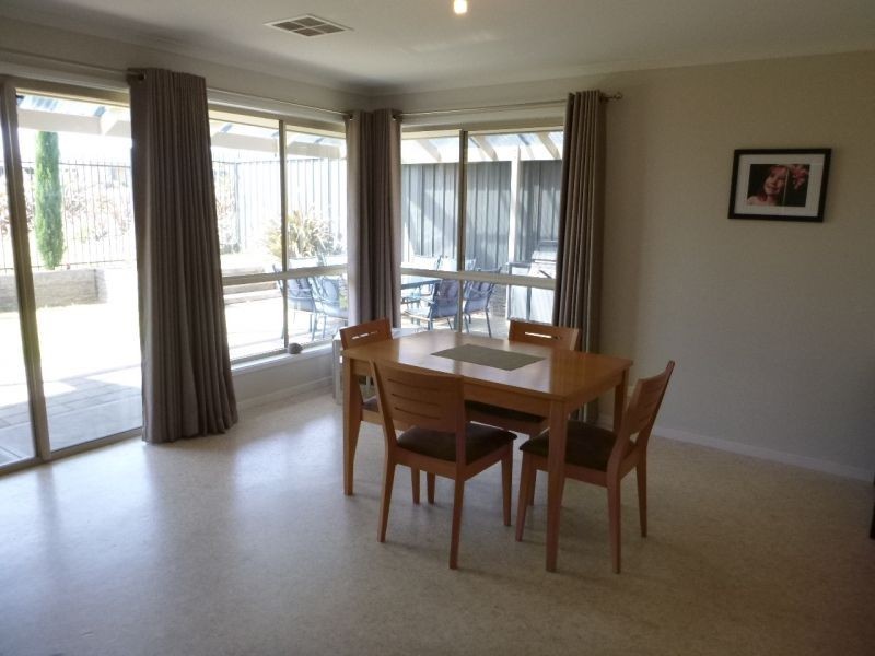 16 Carlson Street, Mount Barker SA 5251