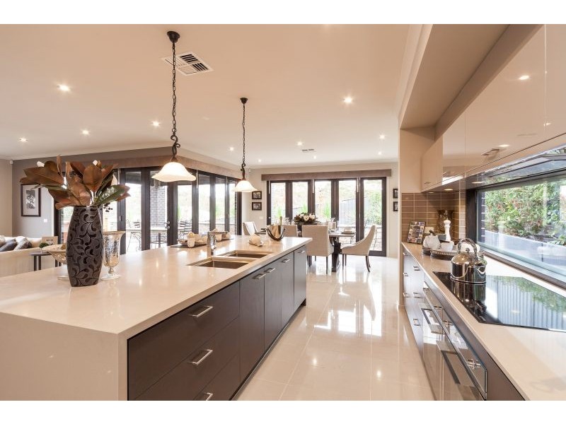 13 Bluestone Drive, Mount Barker SA 5251