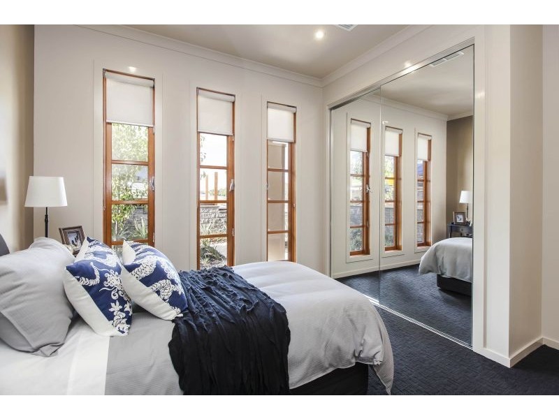 11 Bluestone Drive, Mount Barker SA 5251