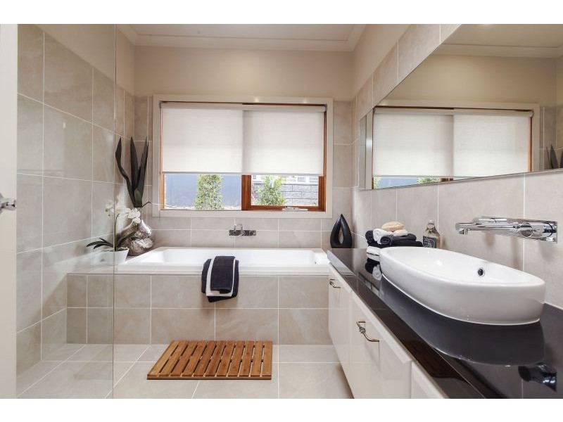 11 Bluestone Drive, Mount Barker SA 5251