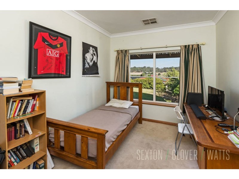 1 Taramore Close, Littlehampton SA 5250