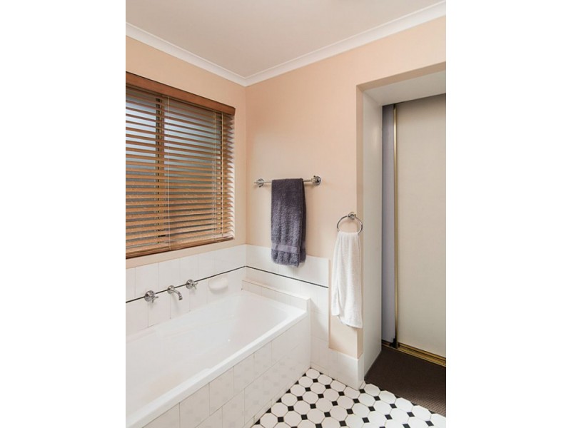 20 Boronia Court, Mount Barker SA 5251