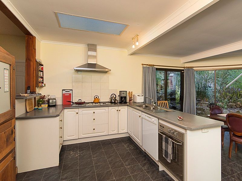 113 Knotts Hill Road, Basket Range SA 5138