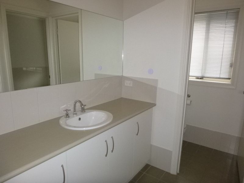 10 Bradford Street, Mount Barker SA 5251