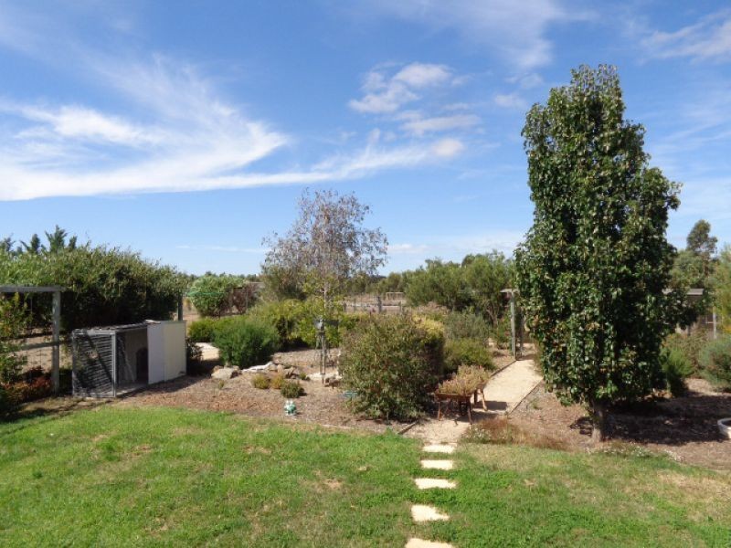 203 Nine Mile Road, Strathalbyn SA 5255