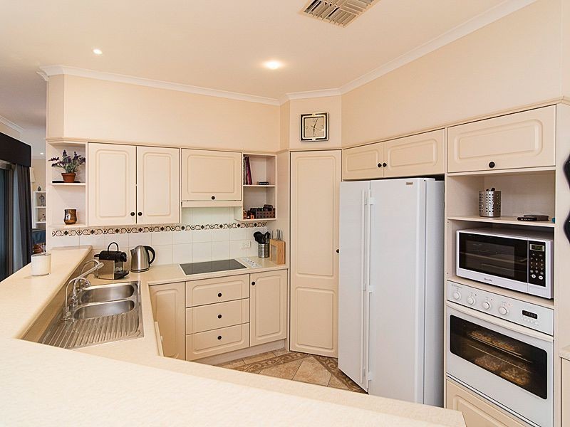 28 Riverglen Drive, Murray Bridge SA 5253