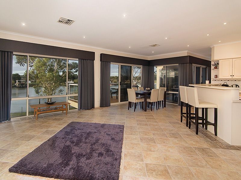 28 Riverglen Drive, Murray Bridge SA 5253