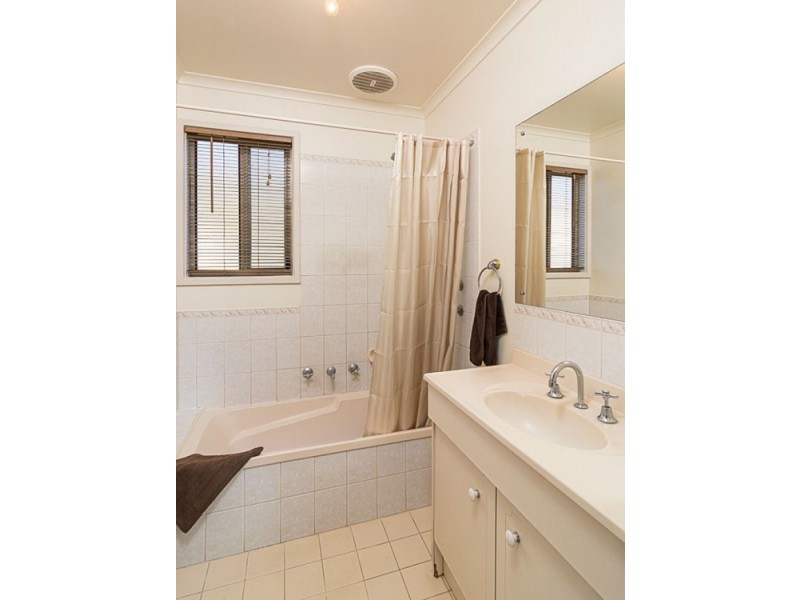 9 Kennett Street, Meadows SA 5201