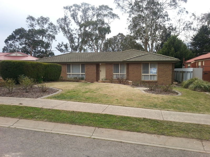 8 Heinrich Court, Mount Barker SA 5251
