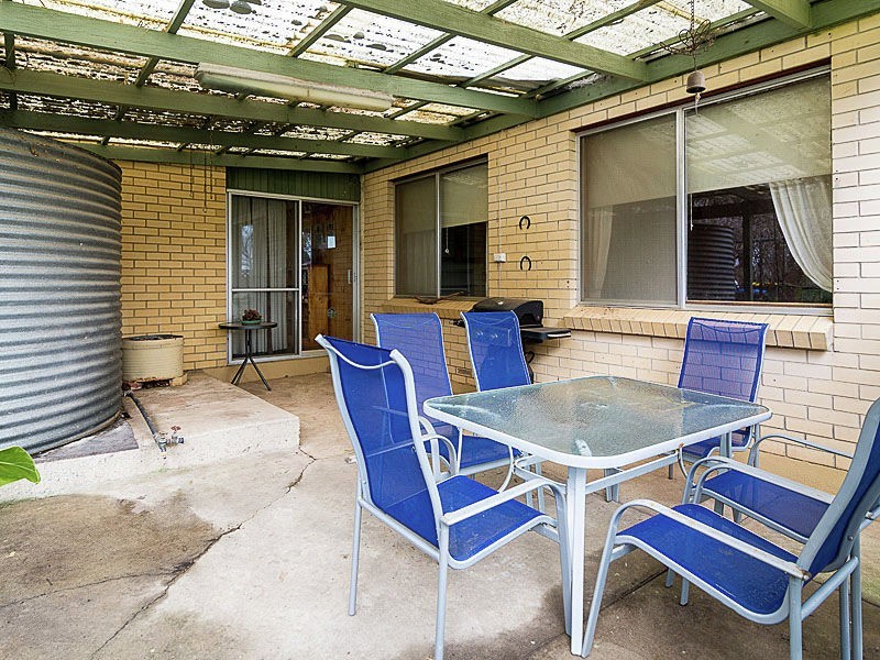 142 Berry Road, Chapel Hill SA 5153