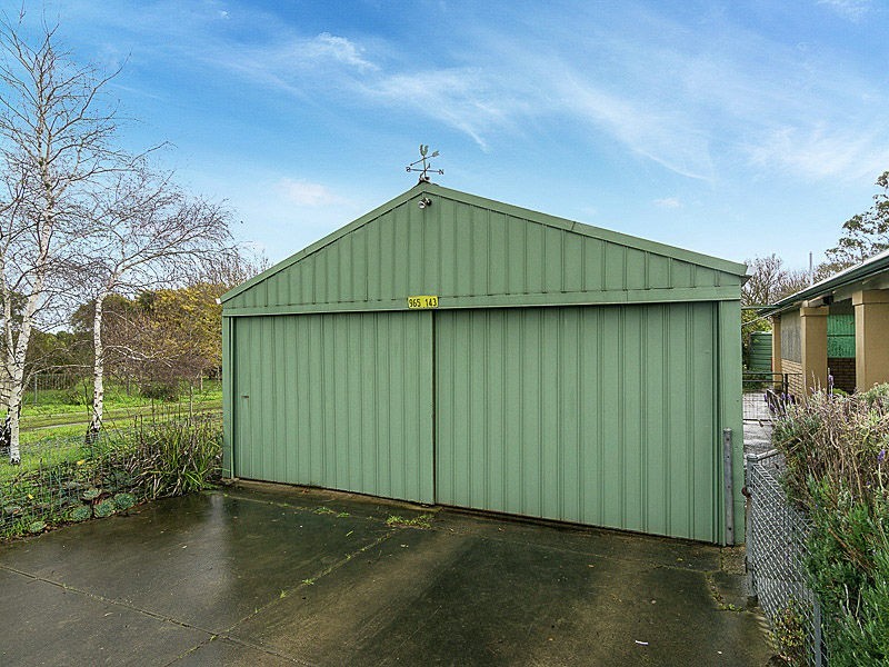 142 Berry Road, Chapel Hill SA 5153