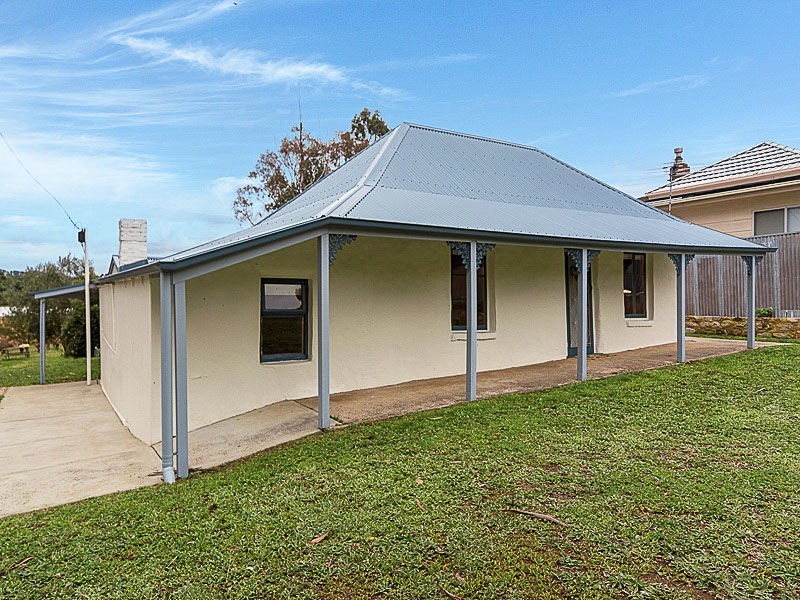 7 Parish Hill Road, Uraidla SA 5142