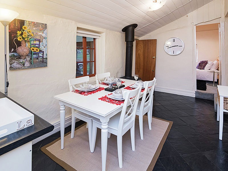 7 Parish Hill Road, Uraidla SA 5142