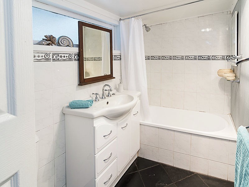 7 Parish Hill Road, Uraidla SA 5142