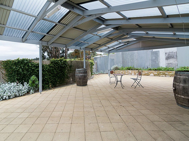 7 Parish Hill Road, Uraidla SA 5142