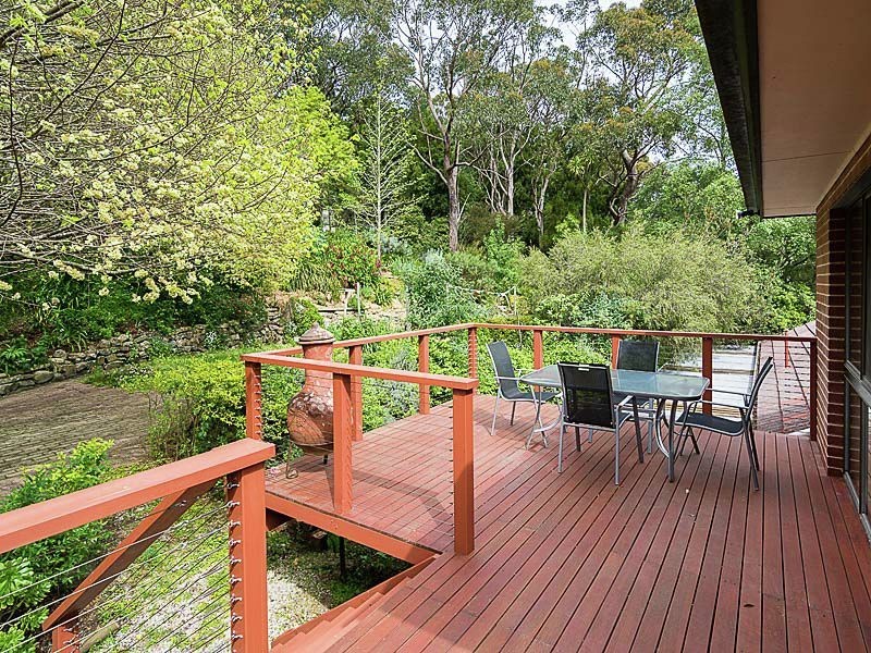 10 Elborough Avenue, Uraidla SA 5142