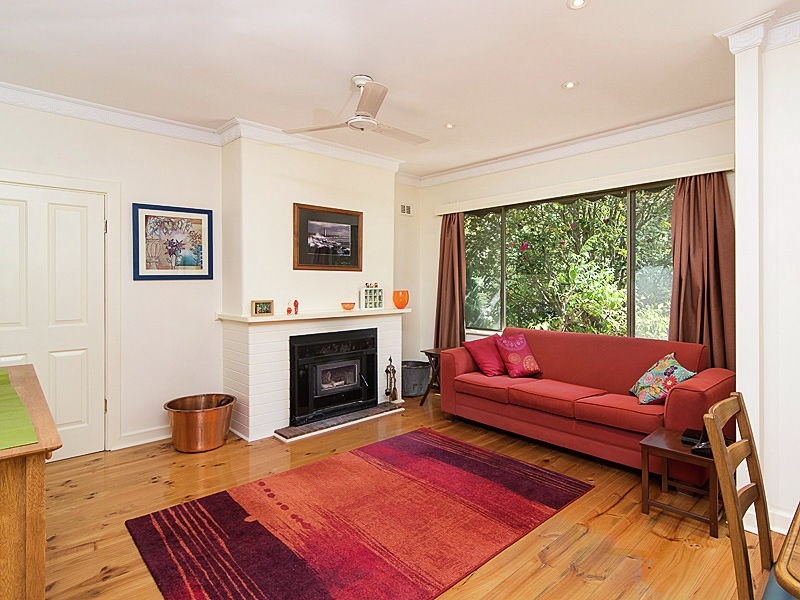 10 Elborough Avenue, Uraidla SA 5142