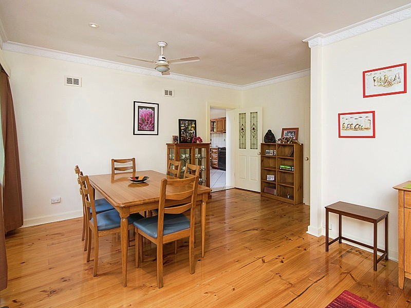 10 Elborough Avenue, Uraidla SA 5142