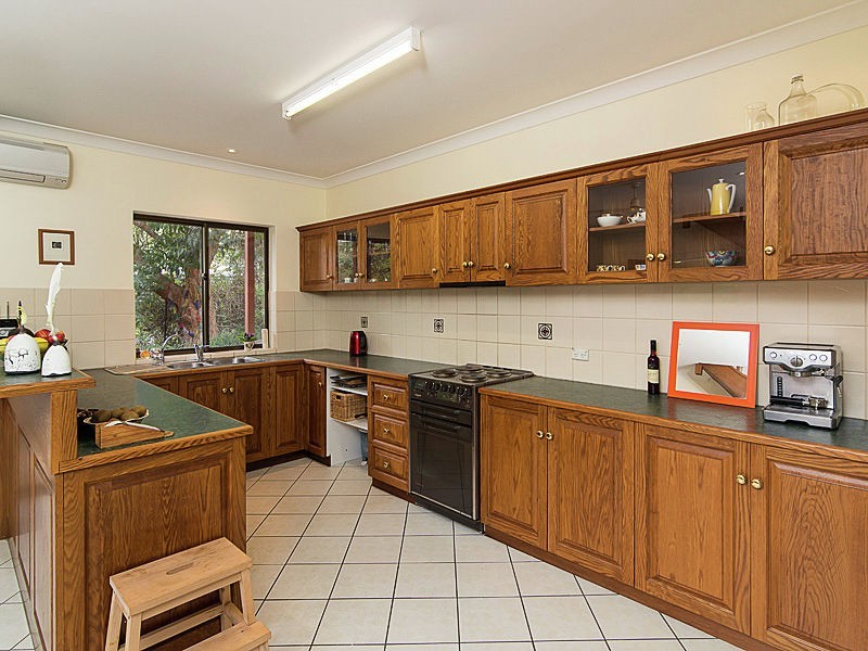 10 Elborough Avenue, Uraidla SA 5142