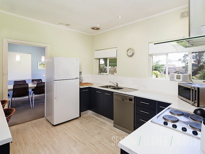 23 Kent Dr, Victor Harbor SA 5211