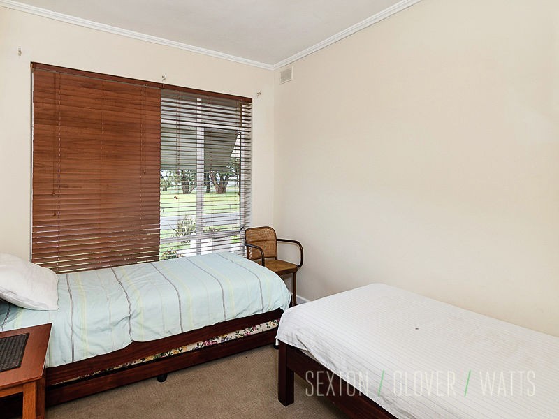 23 Kent Dr, Victor Harbor SA 5211