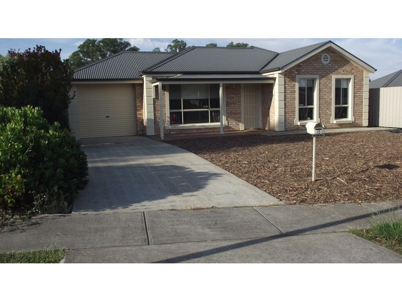10 Randell Street, Mount Barker SA 5251