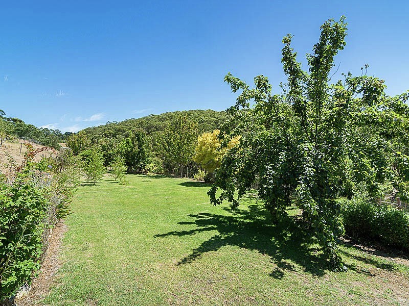 329 Lobethal Road, Ashton SA 5137