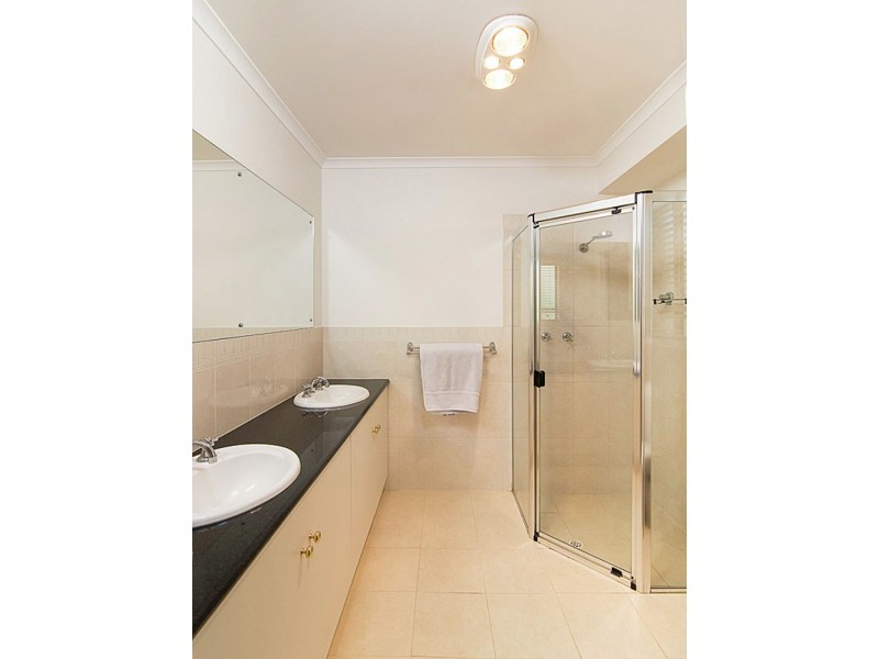 8 Bray Road, Mount Barker SA 5251