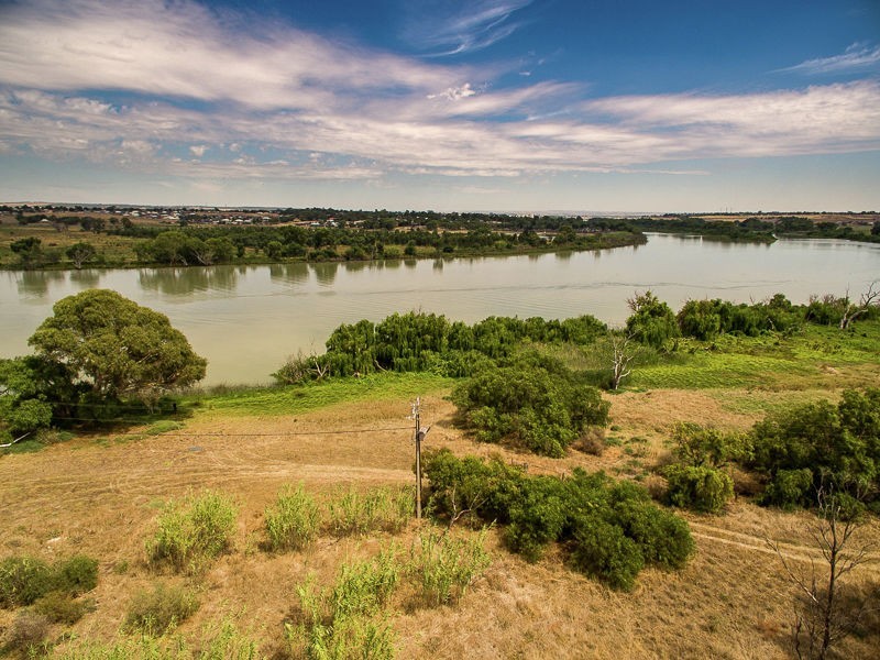 488 Long Flat Road, Murray Bridge SA 5253