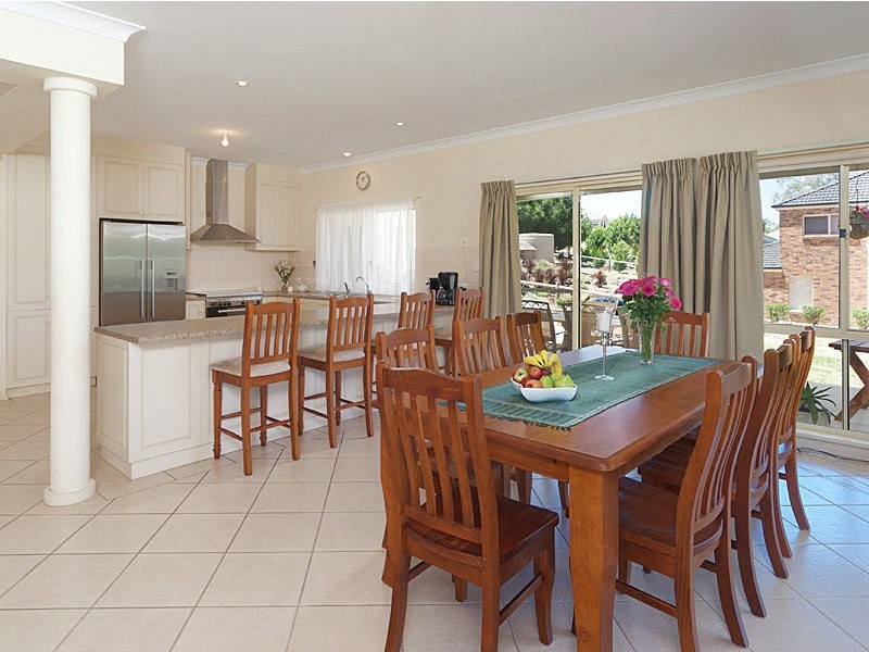 13 Fairfield Road, Mount Barker SA 5251