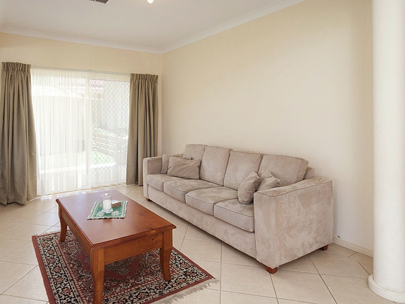 13 Fairfield Road, Mount Barker SA 5251