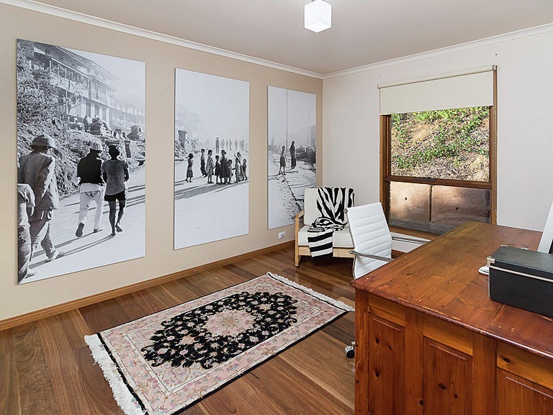 31 Valley View Crescent, Norton Summit SA 5136