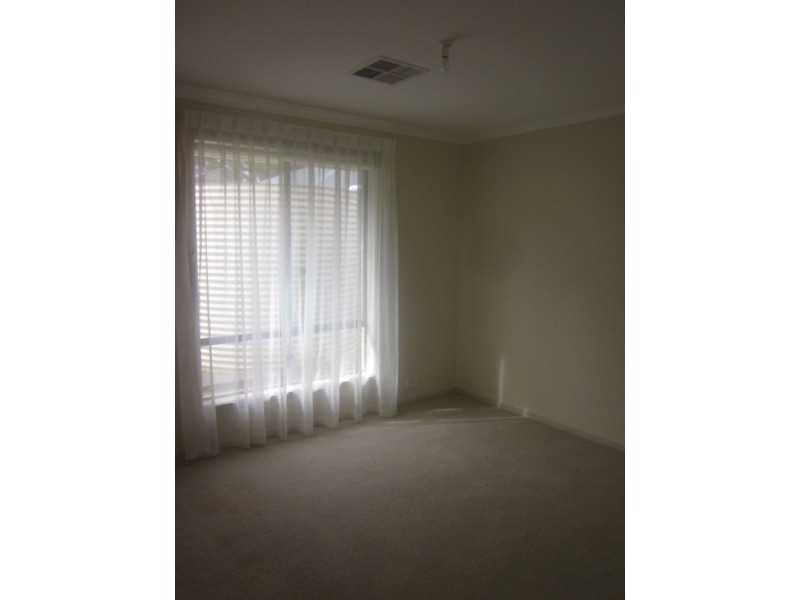 8 Mooney Circuit, Nairne SA 5252