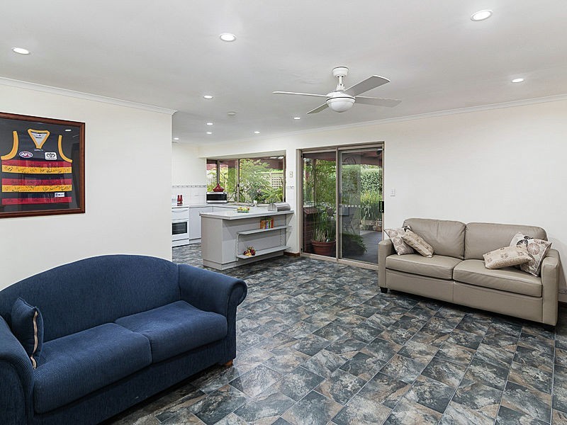 27 Yanagin Road, Greenhill SA 5140