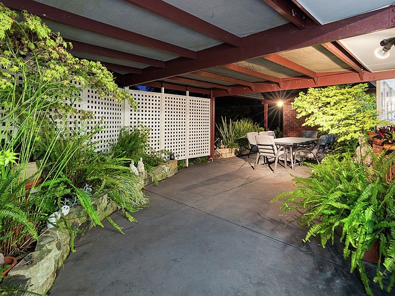 27 Yanagin Road, Greenhill SA 5140