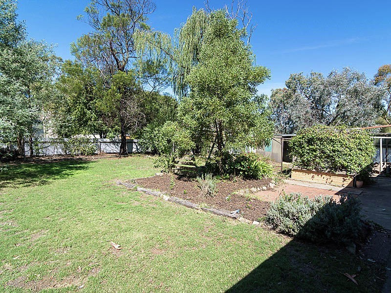 69 Victoria Road, Mount Barker SA 5251
