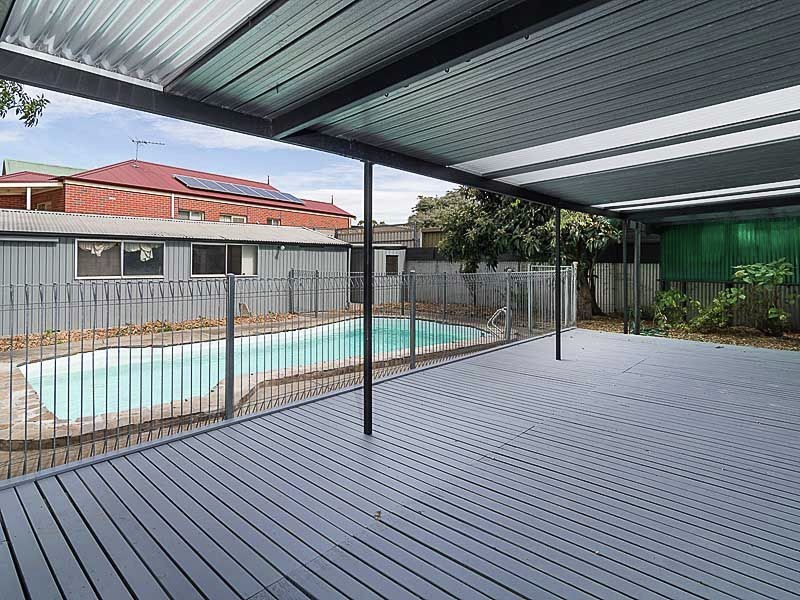 1 Hampden Road, Mount Barker SA 5251
