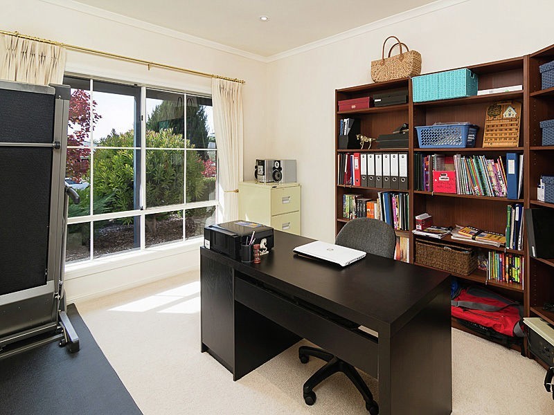 88 Burnbank Way, Mount Barker SA 5251