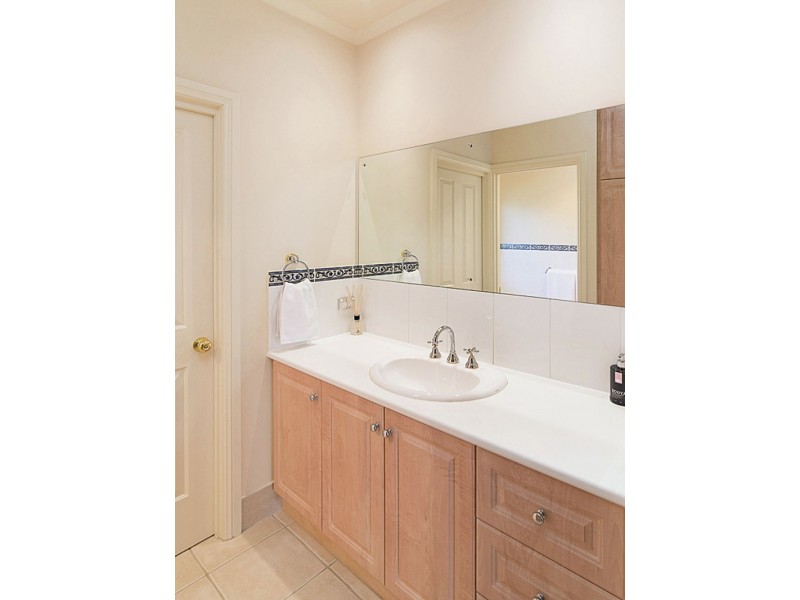 88 Burnbank Way, Mount Barker SA 5251