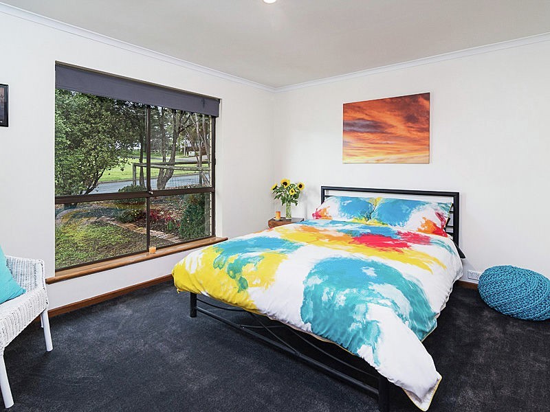 1 Thiele Avenue, Mount Barker SA 5251