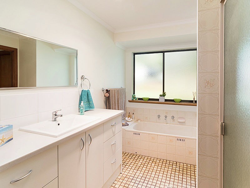 1 Thiele Avenue, Mount Barker SA 5251