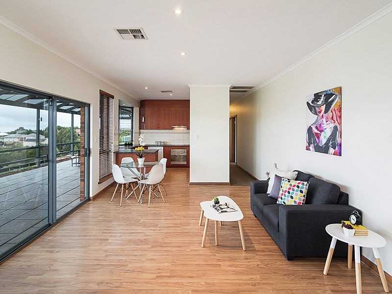 135 Burnbank Way, Mount Barker SA 5251