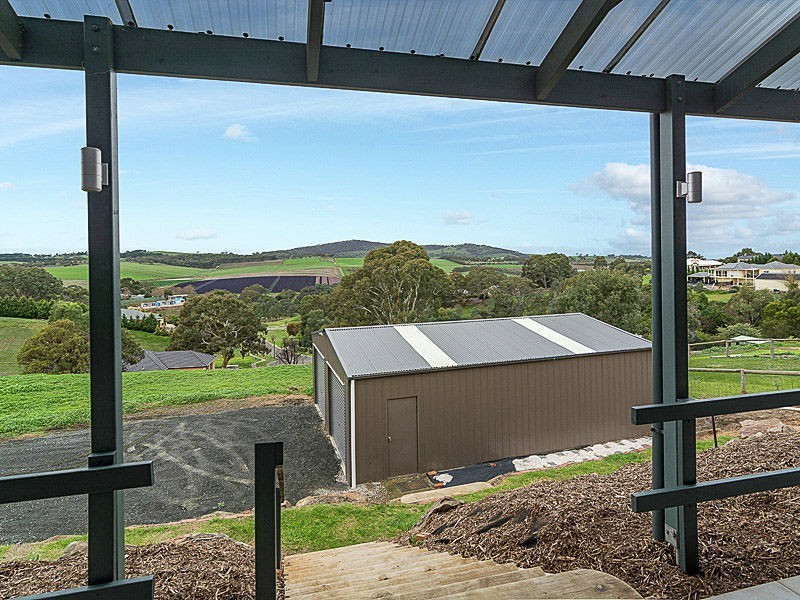 135 Burnbank Way, Mount Barker SA 5251