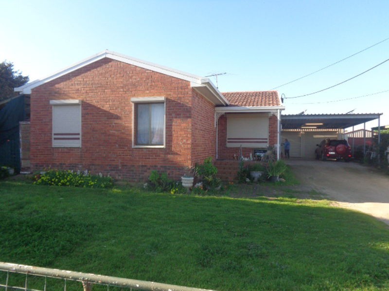 4 Dunbarton Road, Strathalbyn SA 5255