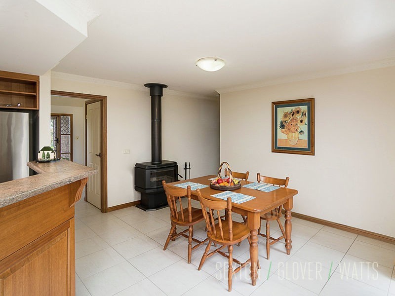 8 Paris Court, Mount Barker SA 5251