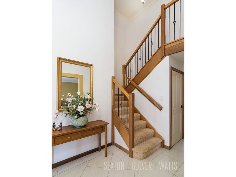 8 Paris Court, Mount Barker SA 5251