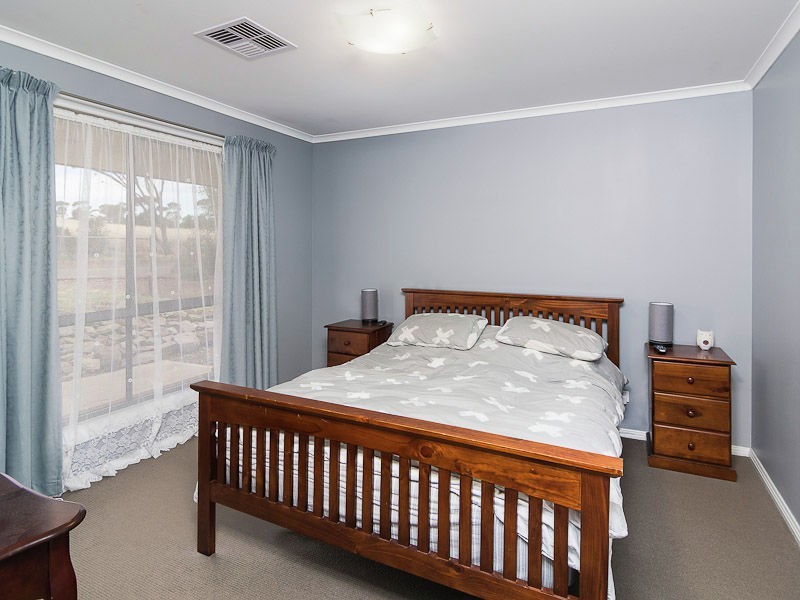 19 Hallett Road, Callington SA 5254