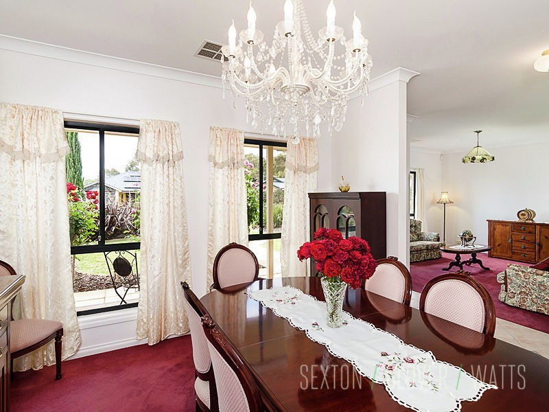 10 Strathmont Drive, Strathalbyn SA 5255