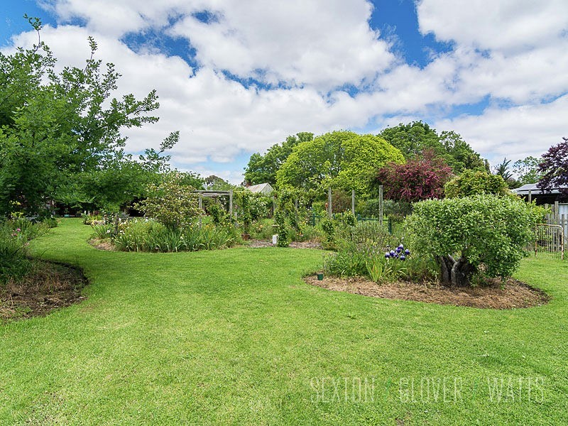 19 Victoria Street, Hahndorf SA 5245